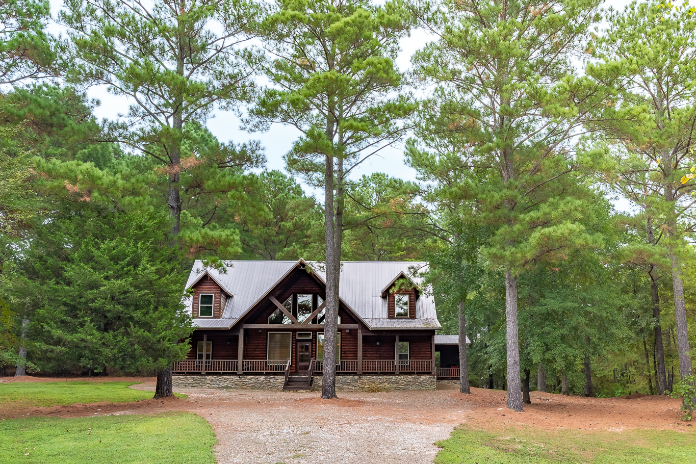 Hochatown cabin with road and utility considerations